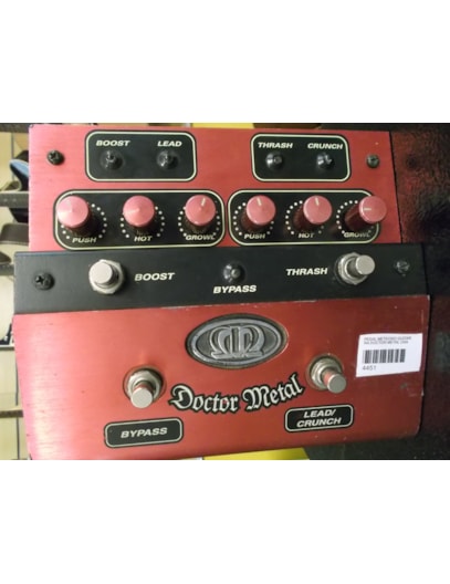 PEDAL DE EFEITO METEORO GUITARRA DOCTOR METAL USADO